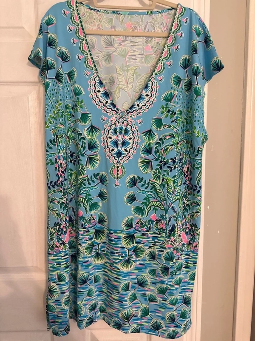 Lilly Pulitzer Talli V-Neck Coverup Dress in Blue Mosaic Shells